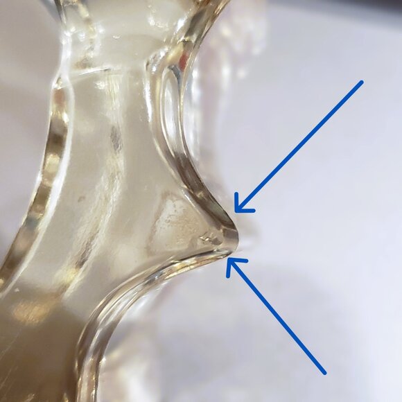 Vintage Heavy MCM Ashtray Starburst Star Pressed Clear Glass 3.75" - Picture 6 of 6